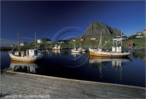 NORVEGIA - ISOLE VESTERALEN (Norway - Vesteralen) - Isola di Langoya - Nyke - borgo di pescatori sulla costa occidentale