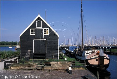 NETHERLANDS - OLANDA - Ijsselmeer (Zuiderzee) - Enkhuizen - Zuiderzee Museum - museo all'aperto: ricostruzione di un villaggio di pescatori della fine dell'800