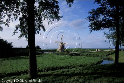 NETHERLANDS - OLANDA - Ijsselmeer (Zuiderzee) - Enkhuizen - Zuiderzee Museum - museo all'aperto: ricostruzione di un villaggio di pescatori della fine dell'800