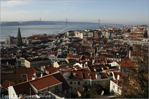 PORTUGAL - LISBON - LISBOA - PORTOGALLO - LISBONA - veduta della citt dal Castelo de Sao Jorge