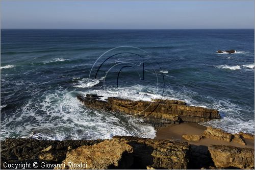 PORTUGAL - PORTOGALLO - CASCAIS - spiaggia ad ovest della citt