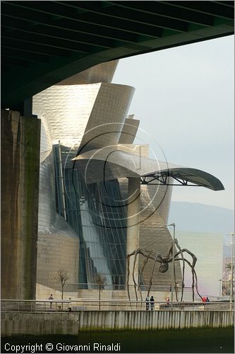 SPAIN - Cantabria - Pais Vasco (Paesi Baschi) - Bilbao - Museo Guggenheim dell'architetto Frank O. Gehry (1998)