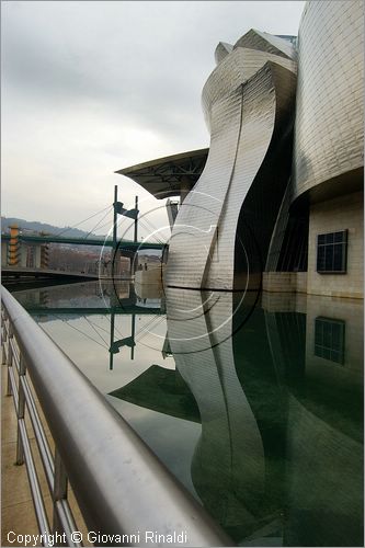 SPAIN - Cantabria - Pais Vasco (Paesi Baschi) - Bilbao - Museo Guggenheim dell'architetto Frank O. Gehry (1998)