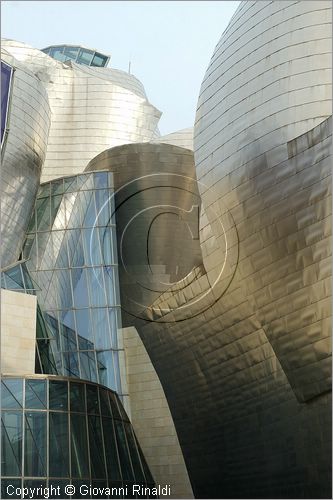 SPAIN - Cantabria - Pais Vasco (Paesi Baschi) - Bilbao - Museo Guggenheim dell'architetto Frank O. Gehry (1998)