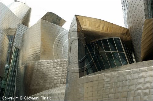 SPAIN - Cantabria - Pais Vasco (Paesi Baschi) - Bilbao - Museo Guggenheim dell'architetto Frank O. Gehry (1998)