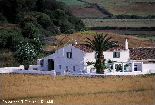 SPAIN - BALEARES MENORCA (Balearic - Minorca island) - tipico casale di campagna