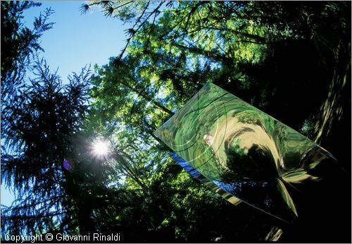 ITALY - CIVITELLA D'AGLIANO (VT) - Giardino delle sculture "La Serpara" di Paul Wiedmer & Jacqueline Dolder.
"Ikarus" (1967) di Attilio Pierelli