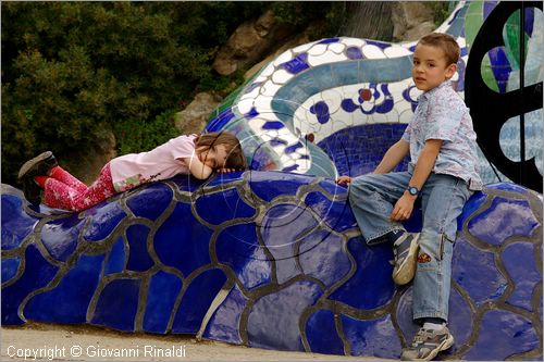 ITALY - Capalbio (GR) - localit Garavicchio - Il Giardino dei Tarocchi - opera originale e fantastica ideata dall'artista francese Niki de Saint Phalle. L'opera rappresenta i 22 Arcani Maggiori dei Tarocchi realizzati con fantastiche sculture di cemento armato e poliestere, ricoperte con mosaico di ceramica , vetri e specchi