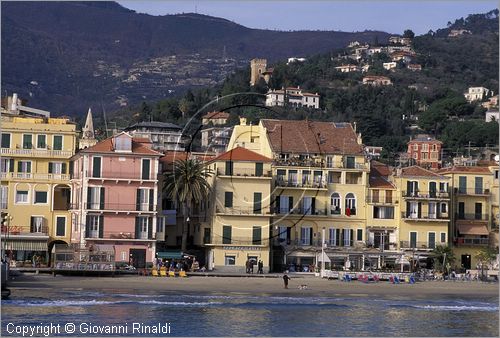 ITALY - LIGURIA - ALASSIO (SV) - veduta della spiaggia