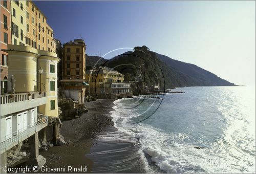 ITALY - LIGURIA - CAMOGLI (GE) - la spiaggia