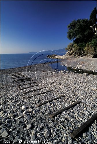 ITALY - LIGURIA - ZOAGLI (GE) - la spiaggia