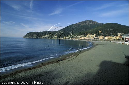 ITALY - LIGURIA - CINQUE TERRE (SP) - LEVANTO - la spiaggia