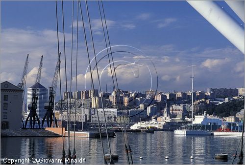 ITALY - LIGURIA - GENOVA - Il Porto visto dal Bigo