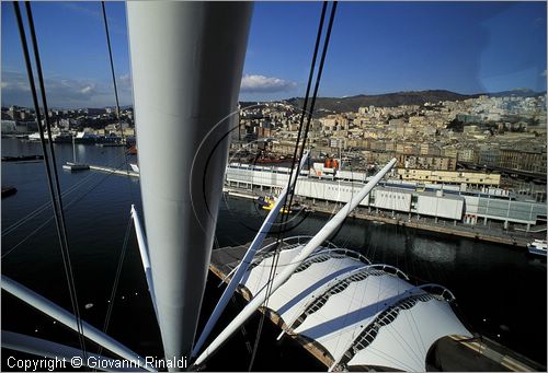 ITALY - LIGURIA - GENOVA - Il Porto visto dal Bigo