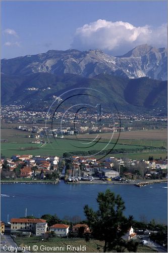 ITALY - LIGURIA - FOCE DEL FIUME MAGRA (SP) - veduta da Montemarcello tra Bocca di Magra e Fiumaretta di Ameglia - sullo sfondo le Alpi Apuane