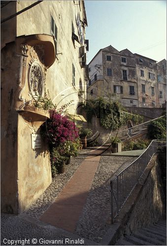 ITALY - LIGURIA - IMPERIA (PORTO MAURIZIO) - scorcio nel Parrasio