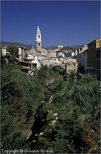 ITALY - LIGURIA - DOLCEDO (IM) - veduta del borgo con il Ponte dei Cavalieri di Malta e il campanile della chiesa di San Tommaso