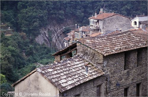 ITALY - LIGURIA - ISOLABONA (IM) - veduta del borgo