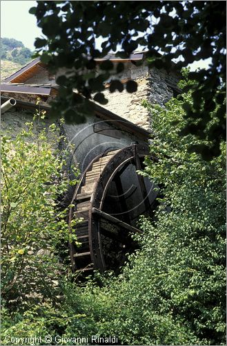 ITALY - LIGURIA - MOLINI DI TRIORA (IM) - un vecchio mulino sul torrente Argentina