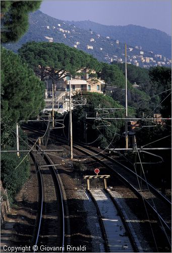 ITALY - LIGURIA - NERVI (GE) - la ferrovia