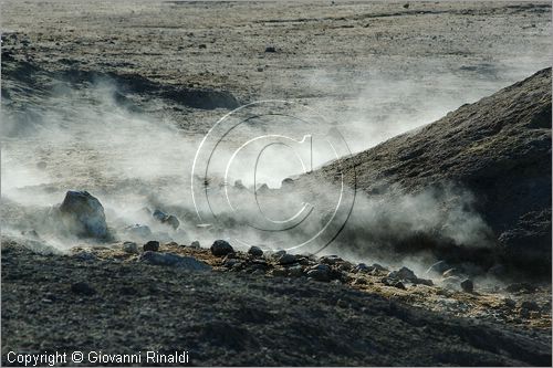 ITALY - POZZUOLI (NA) - La Solfatara - il vulcano Solfatara dal cratere ellittico (770 per 580 metri) risale a 4000 anni fa ed  l'unico dei Campi Flegrei ancora attivo con impressionanti manifestazioni fumaroliche