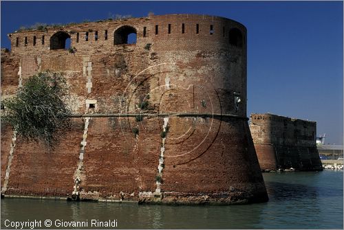 ITALY - TUSCANY - TOSCANA - LIVORNO - Porto Mediceo - La Vecchia Darsena e la Fortezza Vecchia