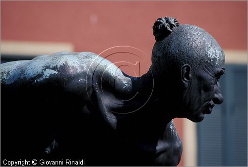 ITALY - TUSCANY - TOSCANA - LIVORNO - monumento a Ferdinando I (1607) chiamato dei Quattro Mori - particolare