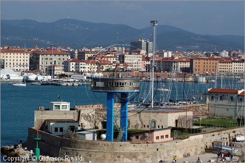 ITALY - TUSCANY - TOSCANA - LIVORNO - veduta del porto