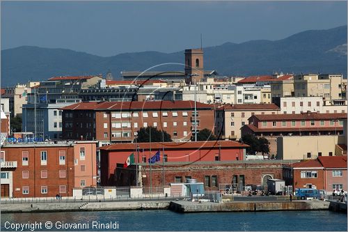 ITALY - TUSCANY - TOSCANA - LIVORNO - veduta del porto