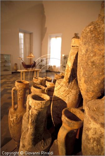 ITALY - ALBENGA (SV)
Museo Navale Romano
una parte delle anfore recuperate, dal 1950 ad oggi, nel relitto della nave oneraria tra Albenga e l'isola di Gallinara. ogni anfora conteneva 26 litri di vino e la nave ne poteva trasportare anche pi di 10.000