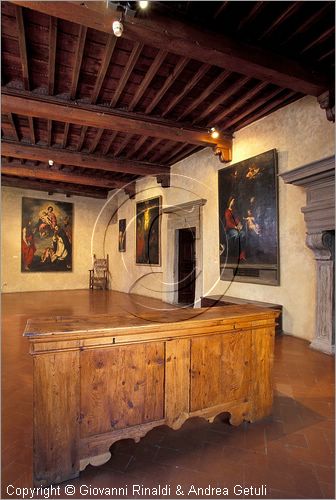 ITALY - ANGHIARI (AR) - Museo Statale di Palazzo Taglieschi - Veduta della grande sala XVIII