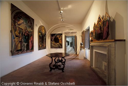 ITALY - FANO (PS) - Museo Civico e Pinacoteca nel Palazzo Malatestiano - Sala del Caminetto con le opere pi antiche