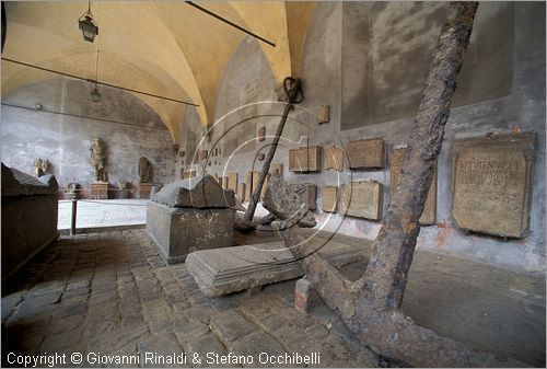 ITALY - FANO (PS) - Museo Civico e Pinacoteca nel Palazzo Malatestiano - sottoportico