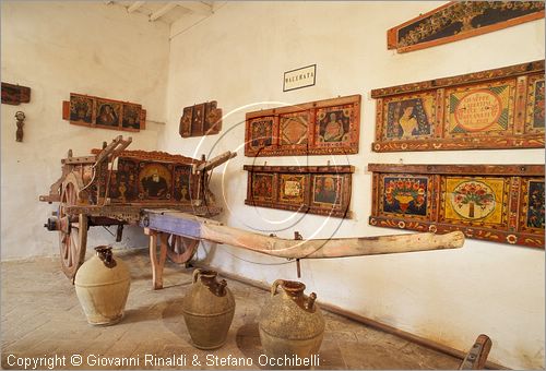 ITALY - FILOTTRANO (AN) - Museo del Biroccio Marchigiano e raccolta C. Beltrami di attrezzi agricoli marchigiani nel Palazzo Lucchetti - Sala III: provincia di Pesaro e Urbino