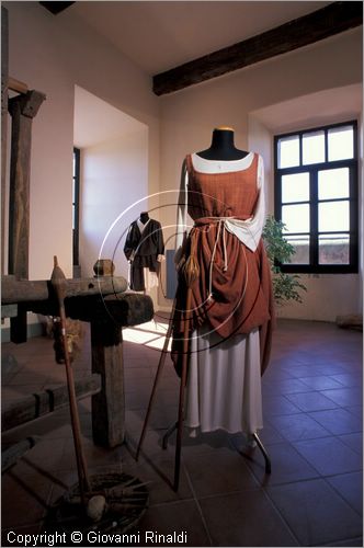 GRADOLI (VT)
Museo del Costume Rinascimentale
nel Palazzo Farnese