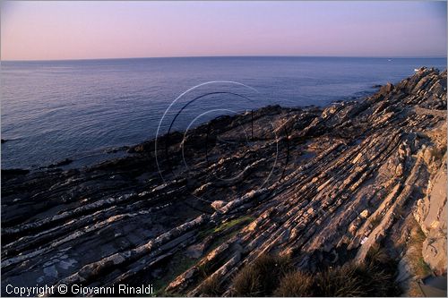 ITALY - NERVI (GE) - veduta della scogliera a levante del porto