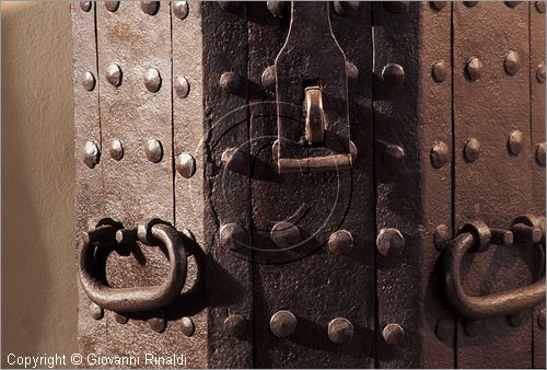 ITALY - Genova Pegli - Museo Navale - forziere nell'atrio di accesso