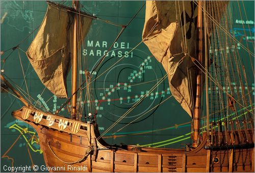 ITALY - Genova Pegli - Museo Navale - Sala di Io - i Viaggi e le Navi di Colombo - modellino di caravella di Cristoforo Colombo