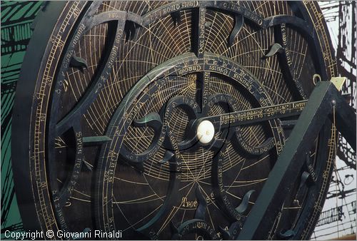 ITALY - Genova Pegli - Museo Navale - Sala degli Stemmi - astrolabio astronomico in legno dell'inizio del XVI secolo