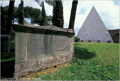 cimiteroinglese0003.jpg