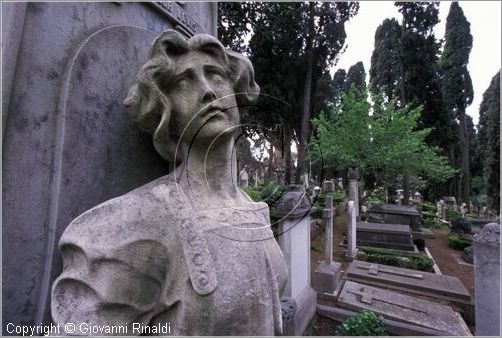 cimiteroinglese0023.jpg