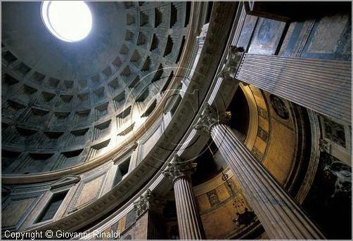 pantheon0033.jpg