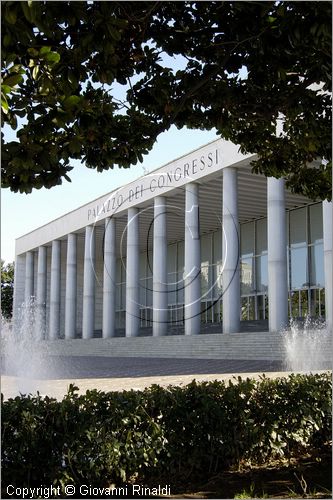 ITALY - ROMA - EUR - Palazzo dei Congressi (Adalberto Libera 1938-54) - facciata