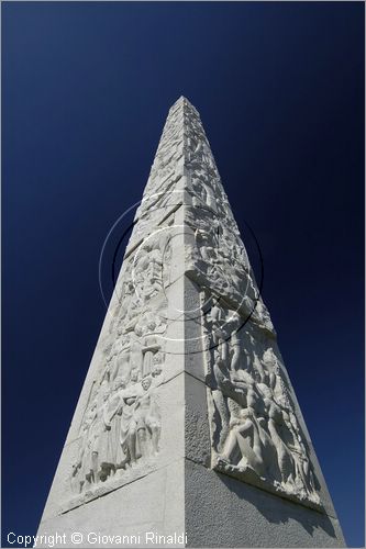 ITALY - ROMA - EUR - Piazza G. Marconi con la stele ideata da Arturo Dazi che celebra con 92 rilievi l'invenzione della radio