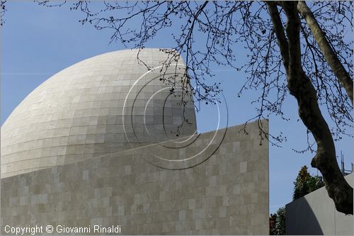 ITALY - ROME - ROMA - Quartiere della Magliana - Chiesa del Santo Volto di Ges (Piero Sartogo e Nathalie Grenon - 2006) - veduta esterna