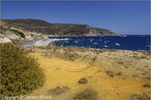 ITALY - TUSCANY - TOSCANA - ISOLA D'ELBA (LI) - la spiaggia presso Punta della Calamita