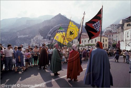 ITALY - AMALFI (SA)
Regata Storica delle Antiche Repubbliche Marinare
(si svolge ad Amalfi ogni 4 anni - l'ultima  stata nel 2001)
corteo storico