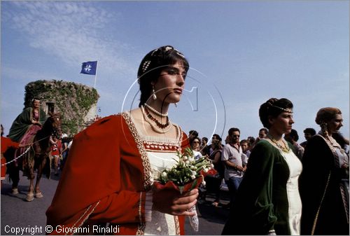 ITALY - AMALFI (SA)
Regata Storica delle Antiche Repubbliche Marinare
(si svolge ad Amalfi ogni 4 anni - l'ultima  stata nel 2001)
corteo storico