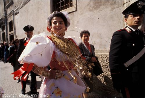 ITALY - BARILE (PZ)
Sacra Rappresentazione della Via Crucis (Venerd Santo)
la "Zingara"