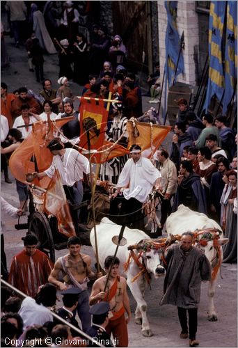 ITALY - ASSISI (PG)
Calendimaggio (primi di maggio)
La citt rivive l'epoca medievale per celebrare il ritorno della primavera